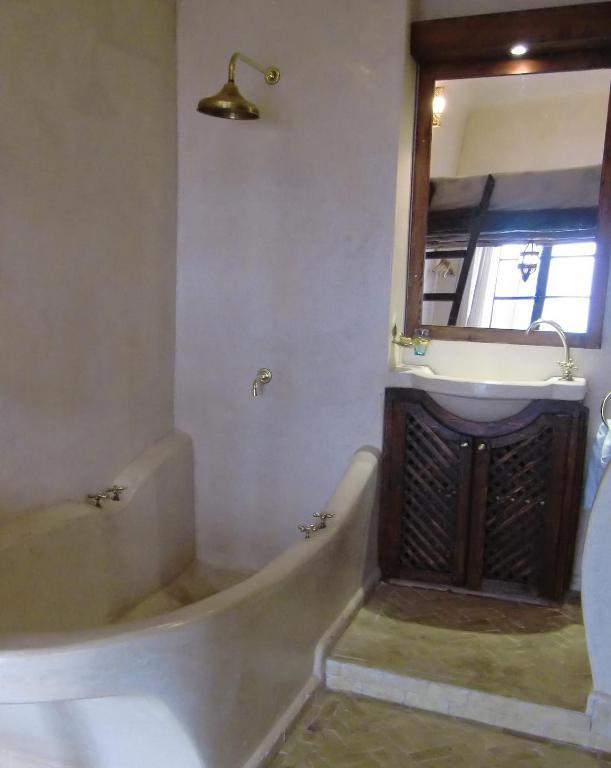 Riad Thais Essaouira Kamer foto
